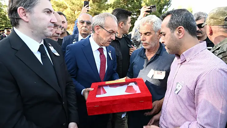 Vali Seddar Yavuz, Şehit Abdurrahman Akdoğan'ın Cenaze Törenine Katıldı