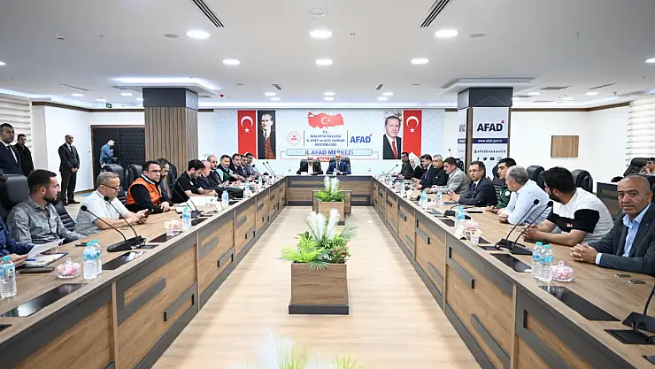 Vali Seddar Yavuz TOKİ Beton Santralleri İstişare Toplantısına Katıldı