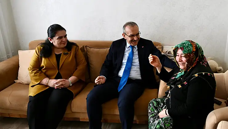 Vali Yavuz, Engelli, Yaşlı ve Ekonomik Zorluk İçinde Olan Aileleri Ziyaret Etti