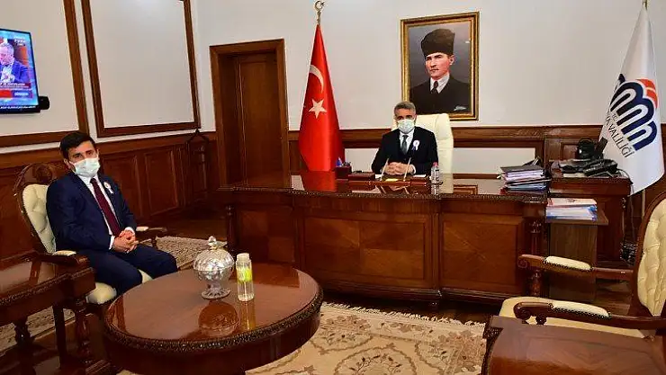 Vergi Haftası Nedeniyle Vali Baruş'a Ziyaret
