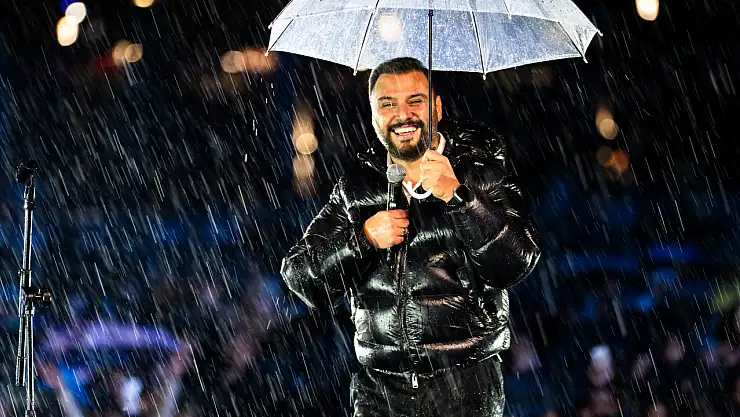 Yağmur Altında Unutulmaz Gece: Alişan Malatya'yı Coşturdu!