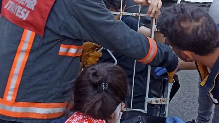Yaramaz Çocuğun yardımına İtfaiye yetişti