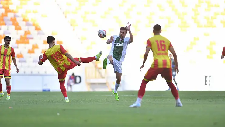 Yeni Malatyaspor'a ağır darbe: Bursaspor'dan 8 gollü galibiyet