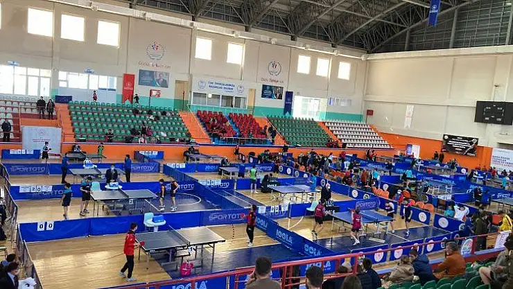 Yeşilyurt Belediyespor Masa Tenisi Takımı, Başarılarına Bir Yenisini Daha Ekledi