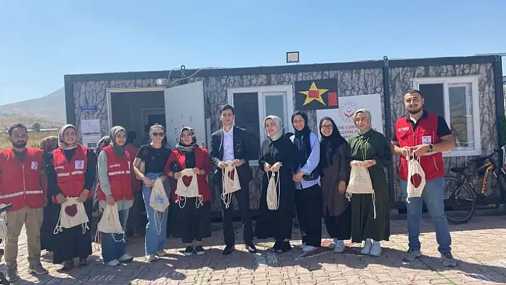 Yeşilyurt Kızılay Şubesinden Halk Sağlığı Haftasi Etkinligi