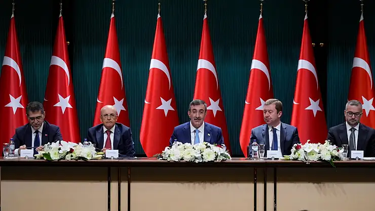 Yılmaz: Enflasyon 2027'de Yüzde 9'a, 2028'de  Yüzde 8'e düşecek