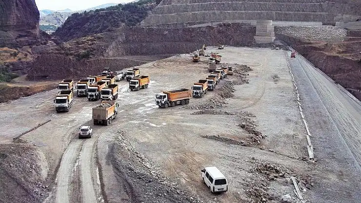 Yoncalı Barajında Çalışmalar Devam Ediyor