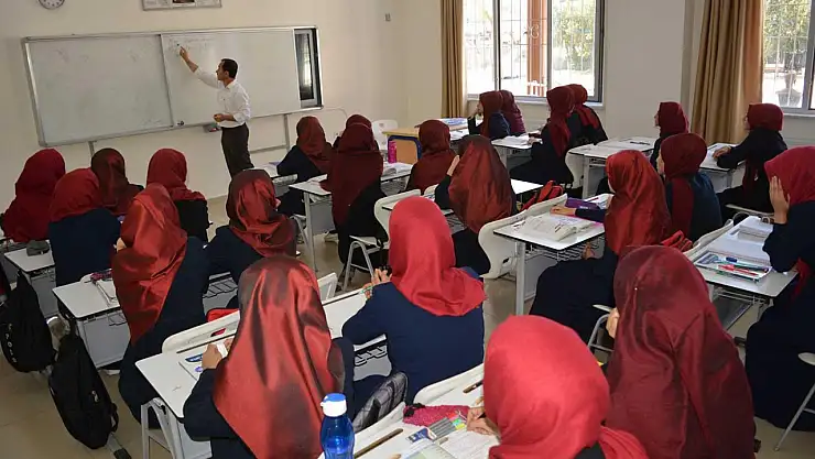 Yönetici görevlendirmesi ve öğretmenlerin yer değiştirme takvimi açıklandı