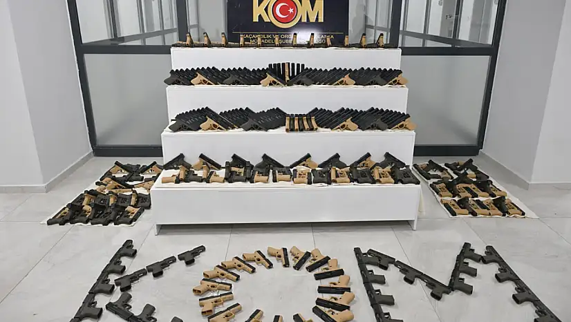 Adıyaman'da Büyük Silah Operasyonu: Bin Kurusıkı Tabanca Ele Geçti