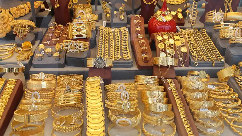 Altın Fiyatlarında Kısmi Düşüş: Ons 4.197 Dolar, Çeyrek 9.500 TL