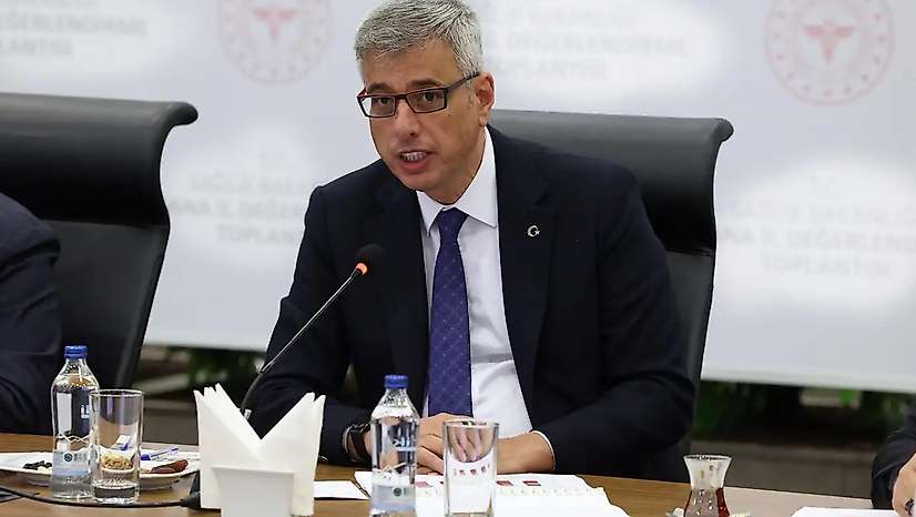 Başakşehir'de Ortaokulda Kavga: 8 Öğrenci Yaralandı, 1'inin Durumu Kritik