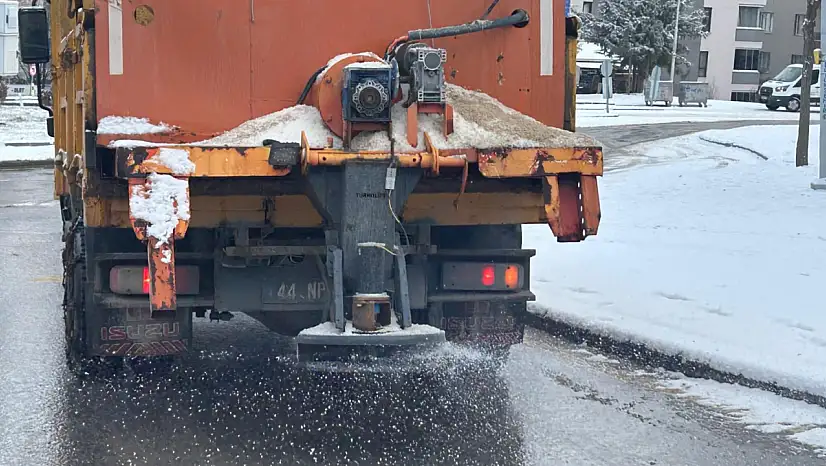 Battalgazi'de Kar Mesaisi: Belediye Ekipleri Sahada