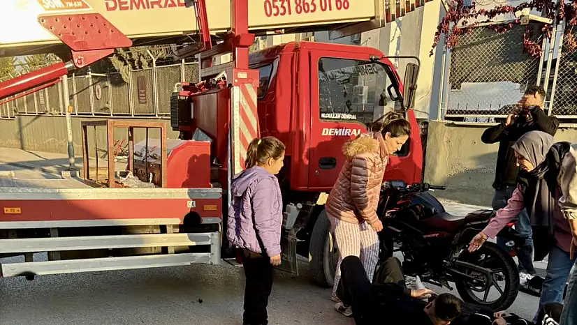 Battalgazi'de Vinç-Motosiklet Çarpıştı: 1 Yaralı