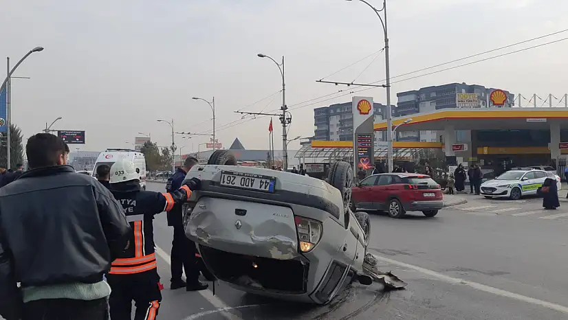 Çevreyolunda İki Farklı Kaza, 5 yaralı