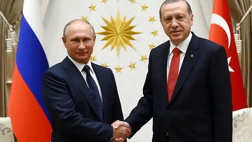 Cumhurbaşkanı Erdoğan, Putin'e müzakerelere ev sahipliği yapmaya hazır olduklarını bildirdi
