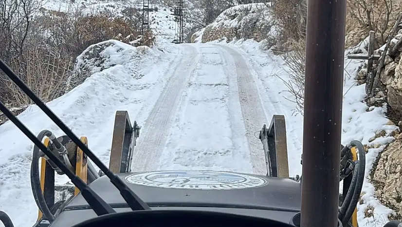 Darende'de Kar ve Tipi Ulaşımı Felç Etti
