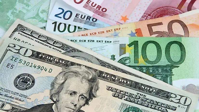 Döviz kurlarında 6 Ekim sabahı sınırlı yükseliş: Dolar 49,18, euro 55,23 lirada.