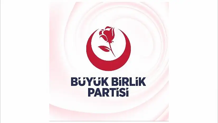 Duman: 'Türk Bayrağına Yönelik Her Saldırı Devlete Yapılmıştır'