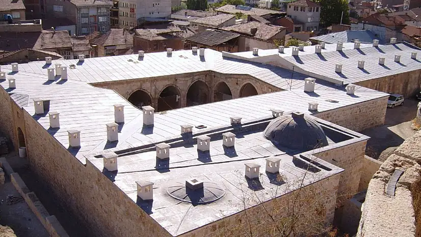 Hoşgörü kültürünün yaşandığı bir Anadolu ilçesi : Hekimhan
