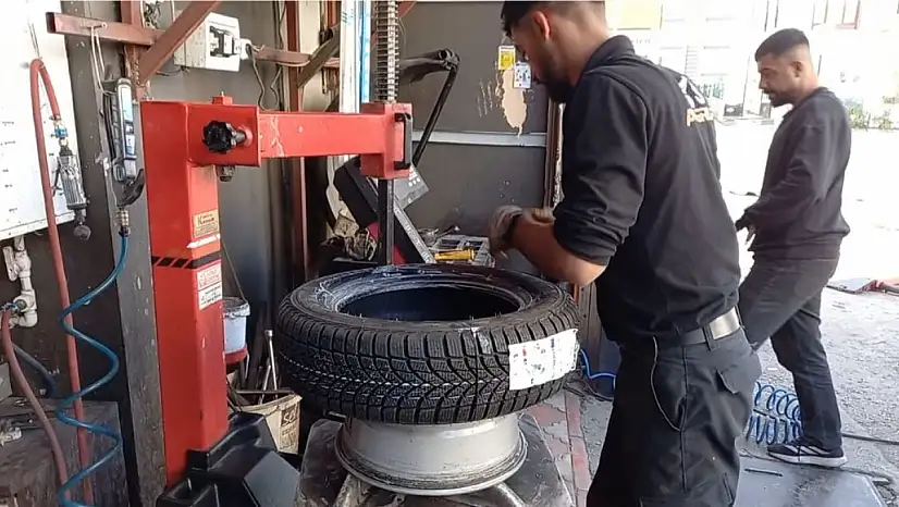 Kış Lastiği Zorunluluğu Bu Yıl Erken Başlıyor: 15 Kasım'da Yürürlükte