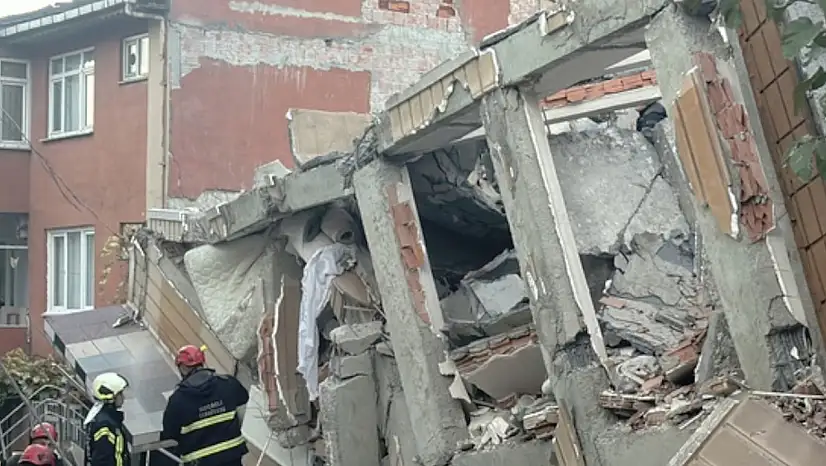Kocaeli Gebze'de 7 Katlı Bina Çöktü: Ekipler Enkazda Arama Kurtarma Çalışmalarında