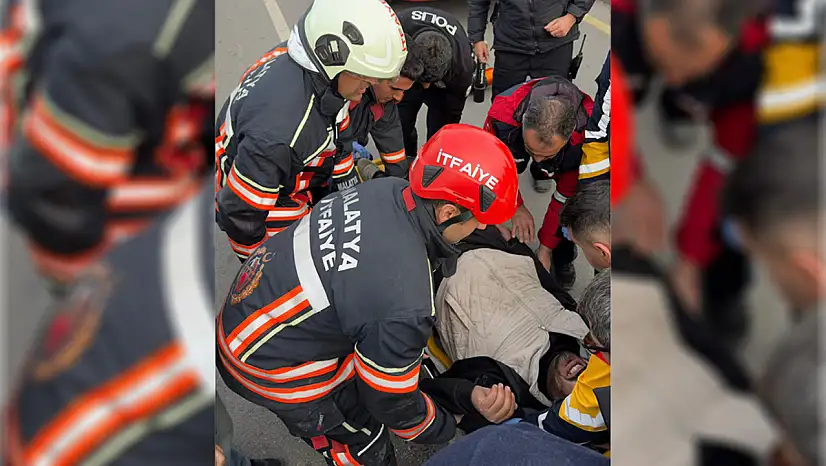 Malatya'da kamyonet ile kamyon çarpıştı: 1 yaralı