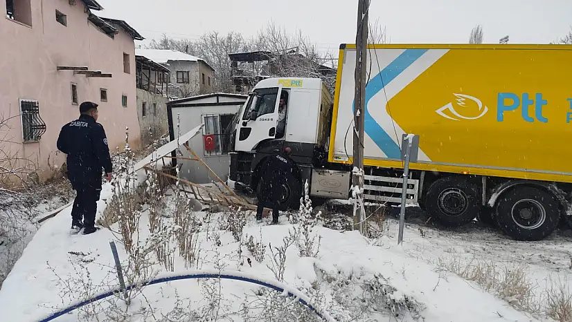 Malatya'da Kar ve Buzlanma Kazaya Neden Oldu
