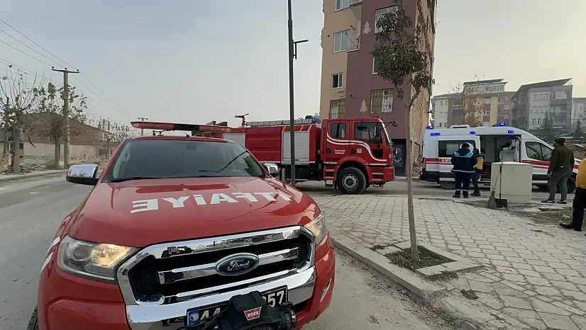 Malatya'da Ocakta Unutulan Yemek Yangına Neden Oldu: Anne ve 2 Çocuk Kurtarıldı