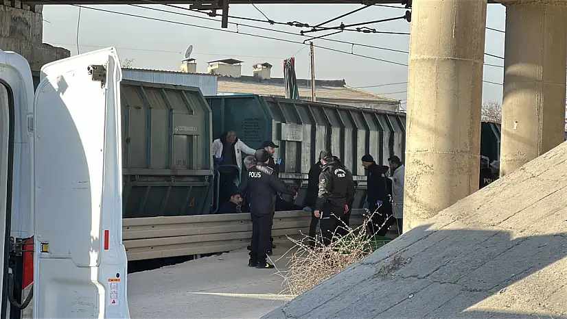 Malatya'da Tren Kazası: 17 Yaşındaki Lise Öğrencisi Hayatını Kaybetti