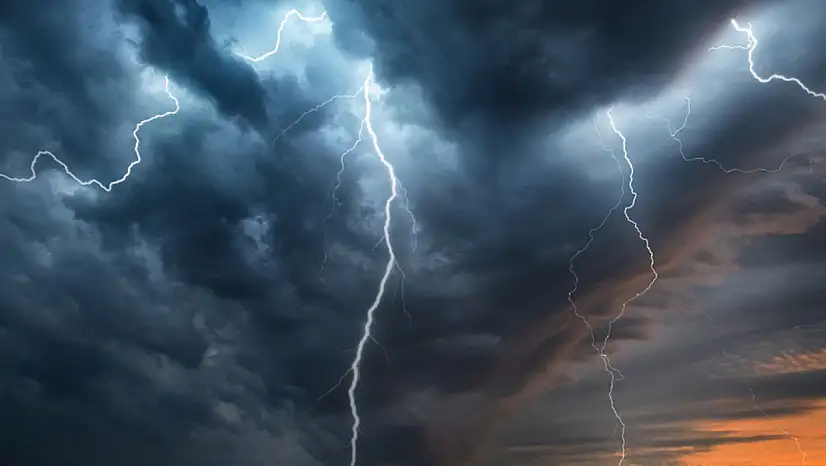 Meteorolojiden ülke genelinde gök gürültülü sağanak uyarısı