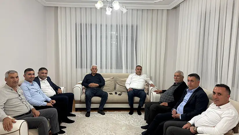 MHP'den 'Hayırlı Günler Komşum' Çıkarması: İl Başkanı Gökhan Gök Yazıhan'da Vatandaşlarla Buluştu