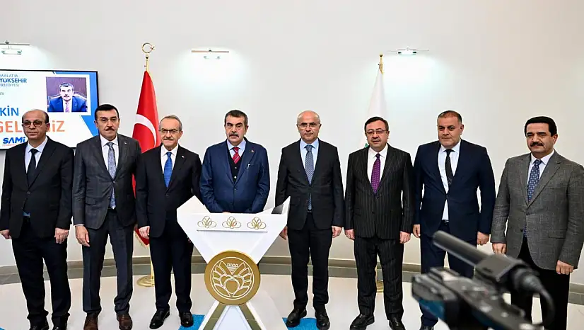 Milli Eğitim Bakanı Yusuf Tekin Malatya'da Temaslarına Başladı