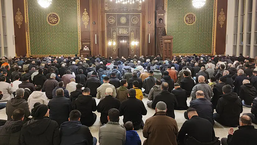 Müftü Vuruşkan: Regaib Kandili, asıl kazancımızın Rabbimize yönelmek olduğunu hatırlatır