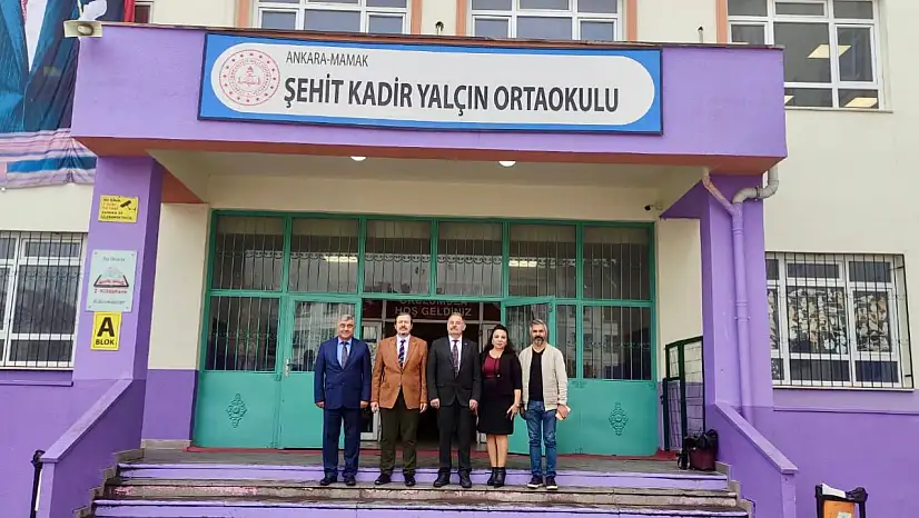 Öğretmenler Günü'ne Özel Anlamlı Program: Atatürk Çiçeği ile Saygı ve Vefa