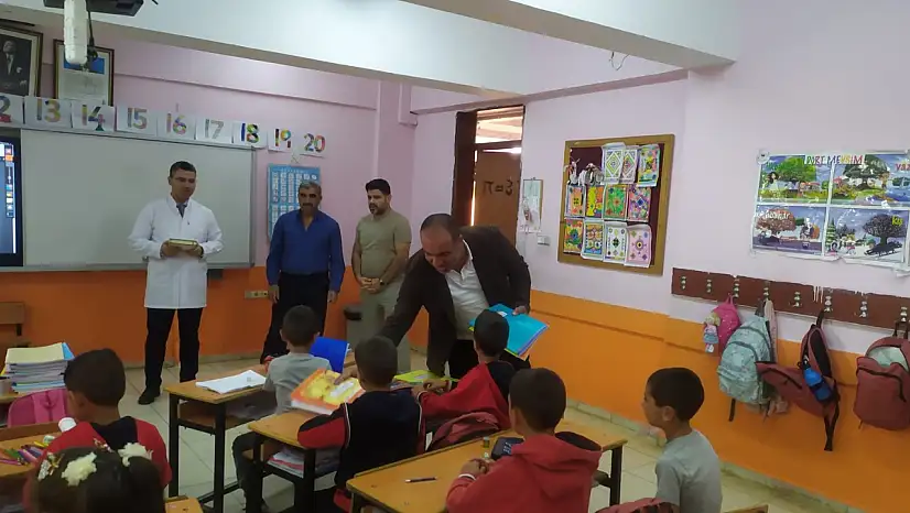 Porgalılar Dayanışma Derneği'nden Eğitime Destek: Öğrencilere Kırtasiye ve Kitap Hediyesi