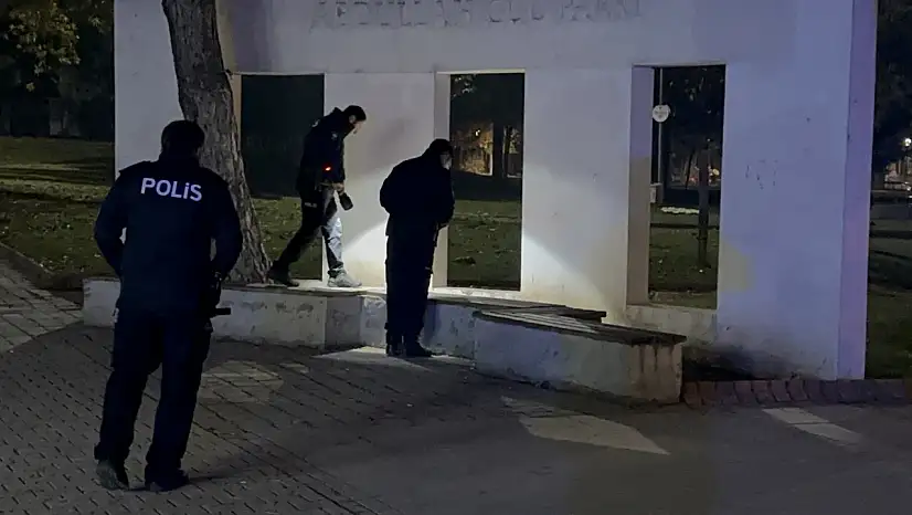 Seyir Halindeki Araçtan Ateş Açıldı, 18 Yaşındaki Genç Hastaneye Kaldırıldı