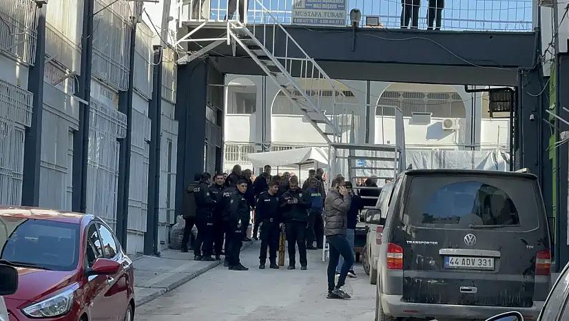 Şire Pazarında Silahlı Kavga: 2 Kişi Yaralandı