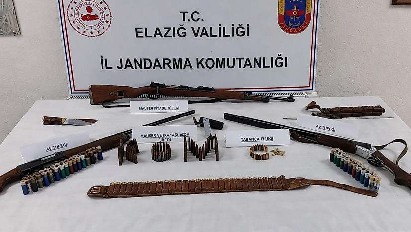 Sivrice'de Silah Operasyonu: Uzun Namlulu Silah ve Mühimmat Ele Geçirildi