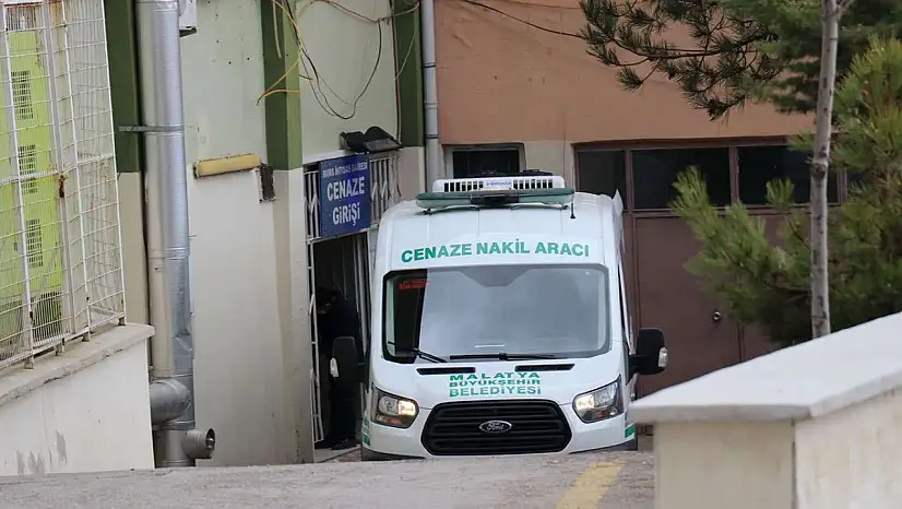 Tırın çarptığı yaşlı adam hayatını kaybetti