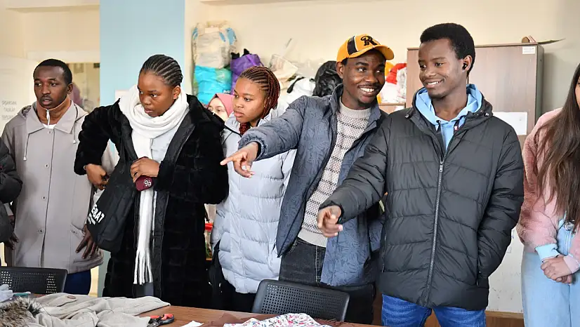 Yabancı Öğrenciler Yeşilyurt'un Tarihi ve Kültürel Zenginliklerini Keşfetti