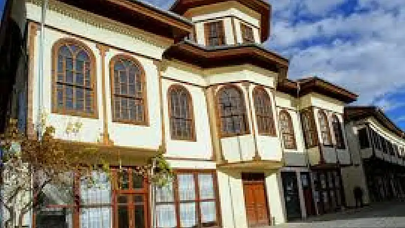 Yeşilyurt'un Tarihi ve Turistik Yerleri