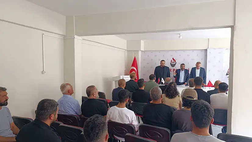 Zafer Partisi'nde Kongre Heyecanı: Yeşilyurt ve Battalgazi'de Yeni İlçe Başkanları Seçildi