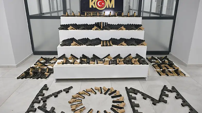 Adıyaman'da Büyük Silah Operasyonu: Bin Kurusıkı Tabanca Ele Geçti