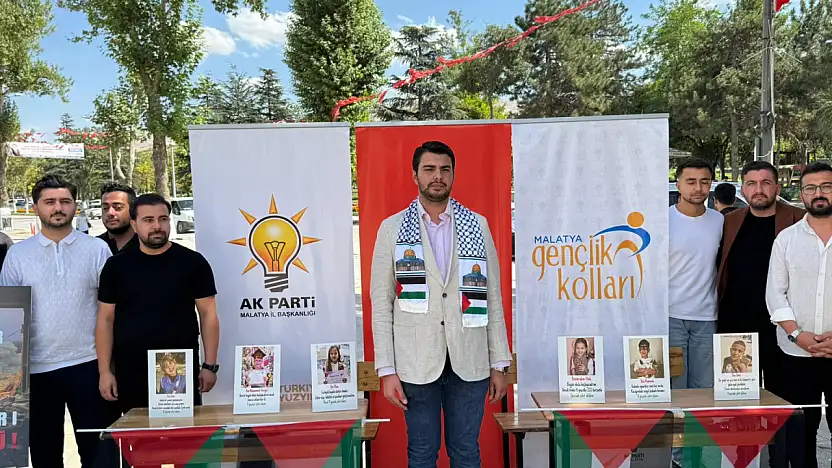 AK Parti Gençlik Kolları'ndan Gazze İçin Anlamlı Eylem: 'Boş Sıralar Vicdanımızın Sınavı'