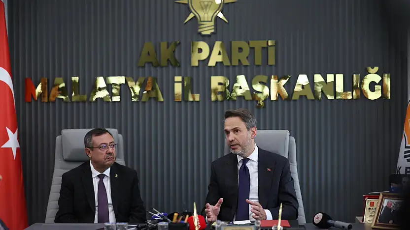 Bakan Bayraktar, AK Parti Malatya İl Başkanı Ali Bakan ile bir araya geldi