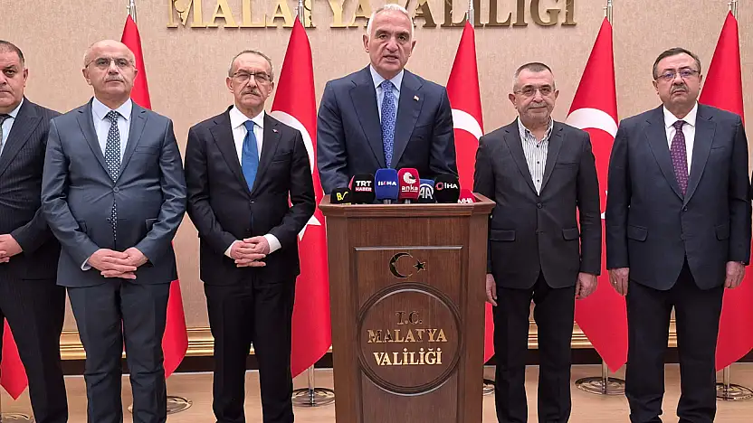 Bakan Ersoy: 'Asrın felaketinin ardından dünyanın en büyük ihya hareketlerinden biri yürütülüyor'