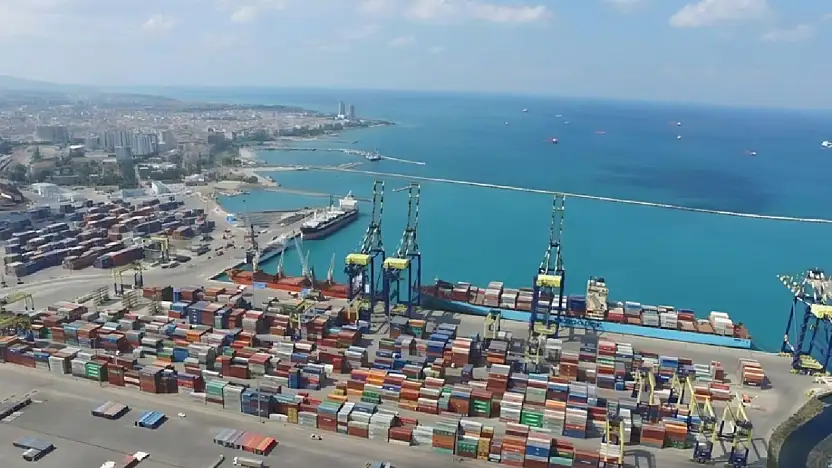 Bakan Uraloğlu: Aralık Ayı Yılın En Yüksek Liman Elleçlemesi Oldu