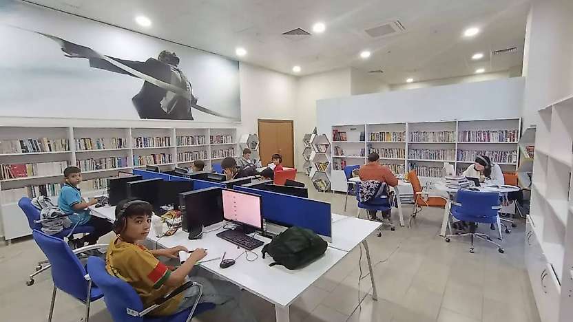 Başkan Eren'den Gençlere 24 Saat Açık Kütüphane Desteği