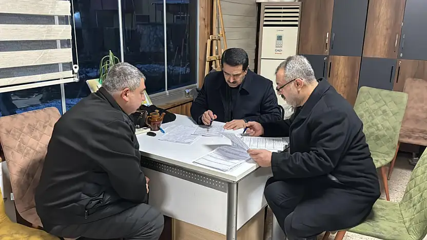 Başkan Taşkın'dan Kar Mesaisi: Saat 06.00'da Afet Koordinasyon Merkezi'nde