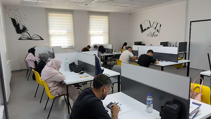 Battalgazi'de Öğrencilere Sessiz ve Düzenli Çalışma İmkânı